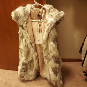 Fur vest